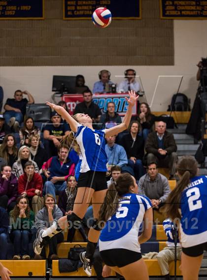 Thumbnail 3 in Darien vs. Cheshire (CIAC Class LL Final) photogallery.