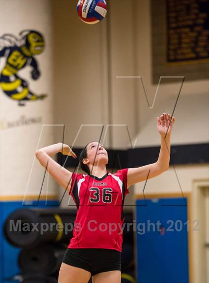 Thumbnail 3 in Darien vs. Cheshire (CIAC Class LL Final) photogallery.