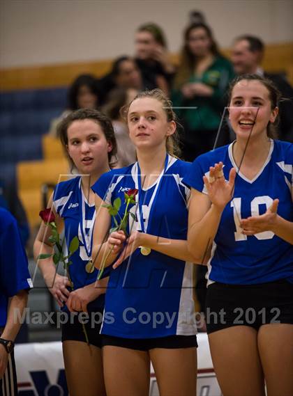 Thumbnail 3 in Darien vs. Cheshire (CIAC Class LL Final) photogallery.