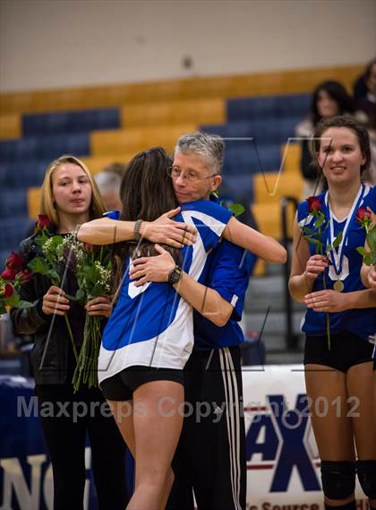Thumbnail 1 in Darien vs. Cheshire (CIAC Class LL Final) photogallery.