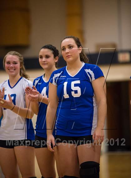 Thumbnail 2 in Darien vs. Cheshire (CIAC Class LL Final) photogallery.
