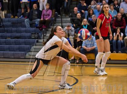 Thumbnail 2 in Darien vs. Cheshire (CIAC Class LL Final) photogallery.