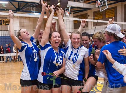 Thumbnail 2 in Darien vs. Cheshire (CIAC Class LL Final) photogallery.