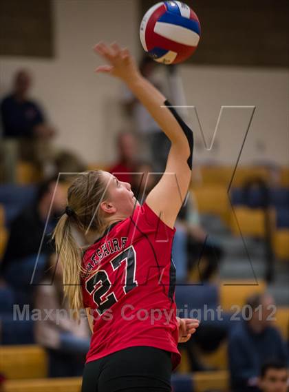 Thumbnail 1 in Darien vs. Cheshire (CIAC Class LL Final) photogallery.