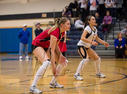 Thumbnail 3 in Darien vs. Cheshire (CIAC Class LL Final) photogallery.