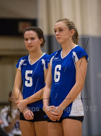 Thumbnail 2 in Darien vs. Cheshire (CIAC Class LL Final) photogallery.