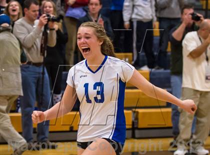 Thumbnail 2 in Darien vs. Cheshire (CIAC Class LL Final) photogallery.