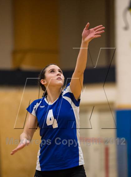 Thumbnail 1 in Darien vs. Cheshire (CIAC Class LL Final) photogallery.