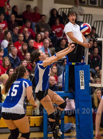 Thumbnail 1 in Darien vs. Cheshire (CIAC Class LL Final) photogallery.