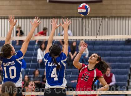 Thumbnail 3 in Darien vs. Cheshire (CIAC Class LL Final) photogallery.