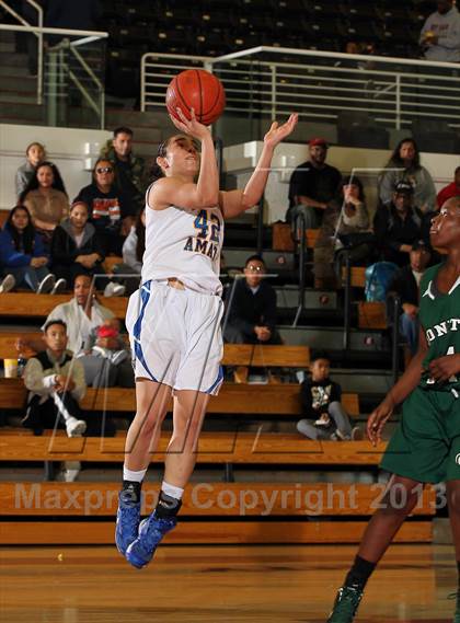 Thumbnail 3 in Bishop Amat vs Bonita (SoCal Shootout) photogallery.