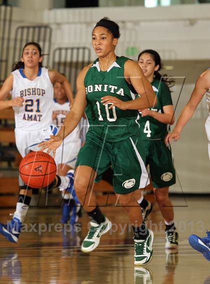 Thumbnail 3 in Bishop Amat vs Bonita (SoCal Shootout) photogallery.