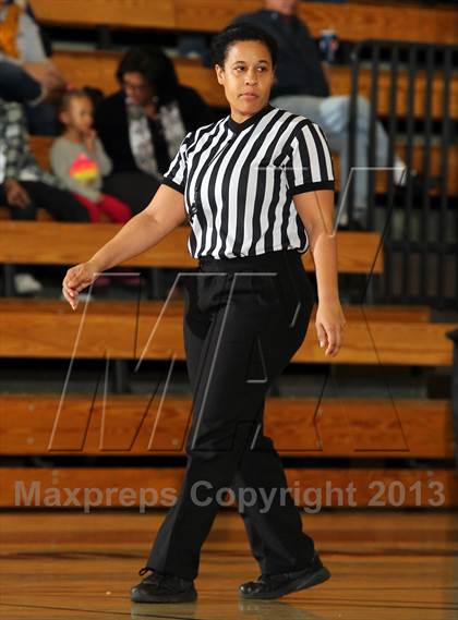 Thumbnail 2 in Bishop Amat vs Bonita (SoCal Shootout) photogallery.