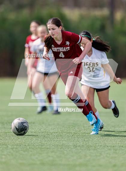 Thumbnail 2 in Harris County vs Northgate (5A Region  3 Consolation) photogallery.