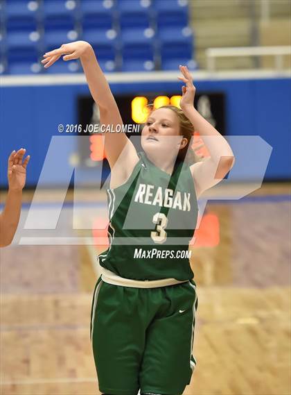 Thumbnail 3 in Reagan [Ronald] vs Brennan photogallery.