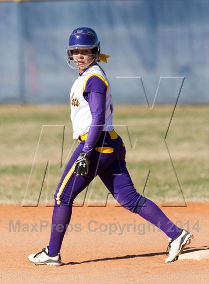 Thumbnail 3 in Carrizo Springs @ Lee (South San Tournament) photogallery.