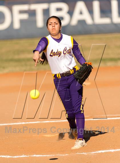 Thumbnail 2 in Carrizo Springs @ Lee (South San Tournament) photogallery.