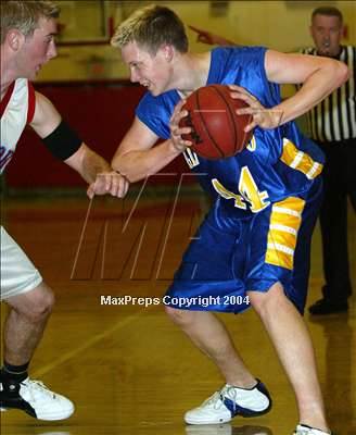 Thumbnail 1 in Del Campo @ Mira Loma photogallery.