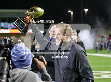 Thumbnail 3 in Jersey Village @ Ridge Point (UIL 6A Division 1 Area Playoff)  photogallery.