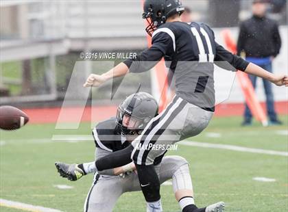 Thumbnail 1 in Mercer Island @ Bonney Lake (WIAA District Playoff) photogallery.