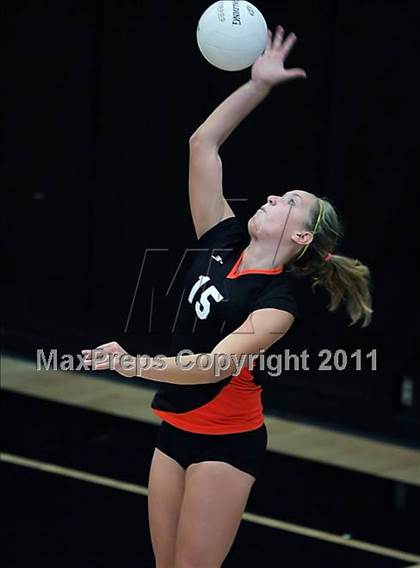 Thumbnail 1 in Oak Ridge vs. Santa Ynez (Archbishop Mitty Invitational Tournament) photogallery.