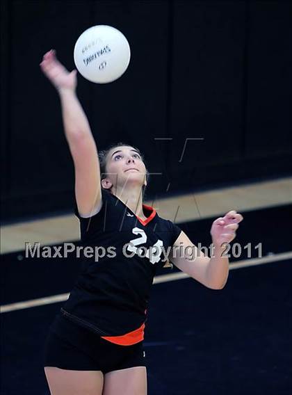 Thumbnail 3 in Oak Ridge vs. Santa Ynez (Archbishop Mitty Invitational Tournament) photogallery.