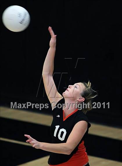 Thumbnail 3 in Oak Ridge vs. Santa Ynez (Archbishop Mitty Invitational Tournament) photogallery.