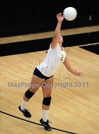 Thumbnail 3 in Oak Ridge vs. Santa Ynez (Archbishop Mitty Invitational Tournament) photogallery.