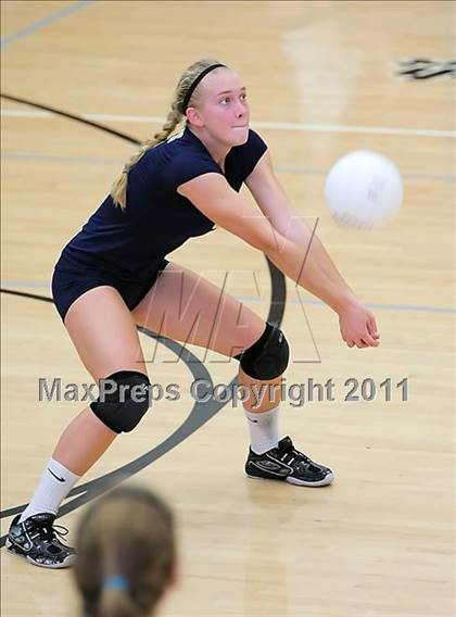 Thumbnail 3 in Oak Ridge vs. Santa Ynez (Archbishop Mitty Invitational Tournament) photogallery.
