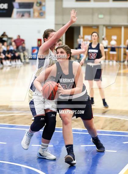 Thumbnail 2 in Westlake vs. Herriman (UHSAA 6A 1st Round) photogallery.