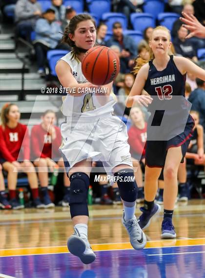 Thumbnail 2 in Westlake vs. Herriman (UHSAA 6A 1st Round) photogallery.