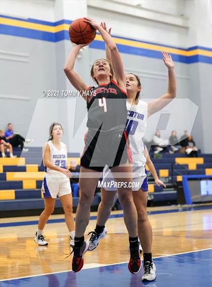 Thumbnail 3 in Decatur vs. Levelland (Brock Showcase) photogallery.