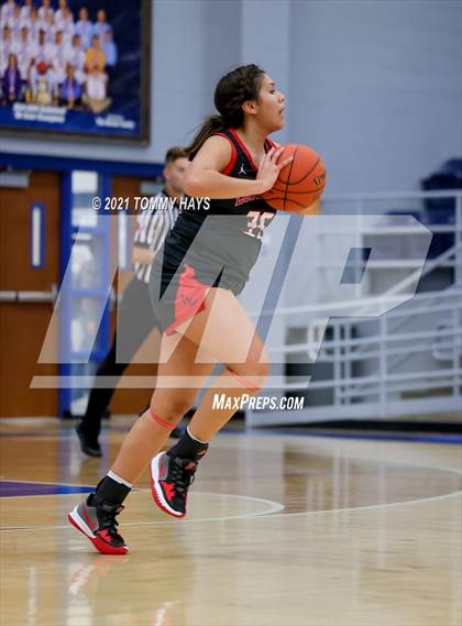 Thumbnail 3 in Decatur vs. Levelland (Brock Showcase) photogallery.