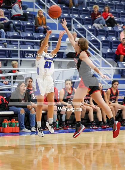 Thumbnail 2 in Decatur vs. Levelland (Brock Showcase) photogallery.