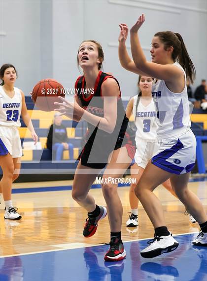 Thumbnail 1 in Decatur vs. Levelland (Brock Showcase) photogallery.