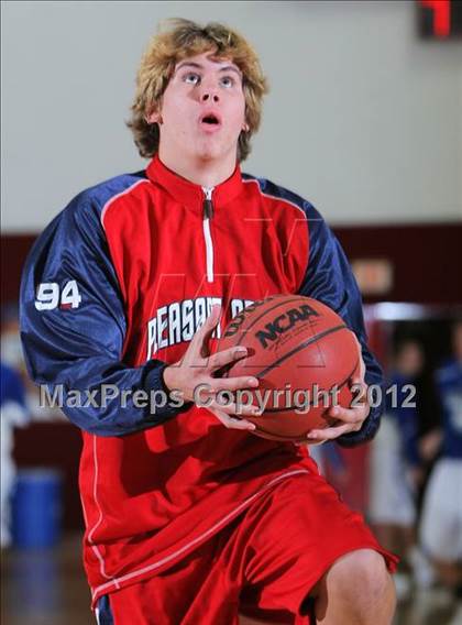 Thumbnail 2 in Pleasant Grove, CA vs. Pleasant Grove, UT (MaxPreps Holiday Classic) photogallery.