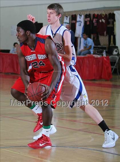Thumbnail 3 in Pleasant Grove, CA vs. Pleasant Grove, UT (MaxPreps Holiday Classic) photogallery.