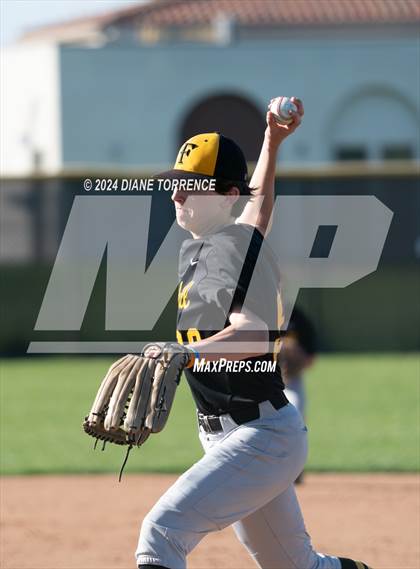 Thumbnail 1 in Foothill @ Tustin photogallery.
