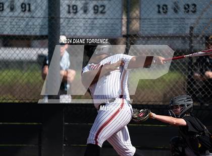 Thumbnail 3 in Foothill @ Tustin photogallery.