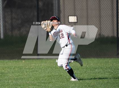 Thumbnail 1 in Foothill @ Tustin photogallery.