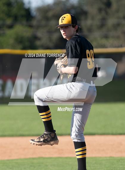 Thumbnail 2 in Foothill @ Tustin photogallery.