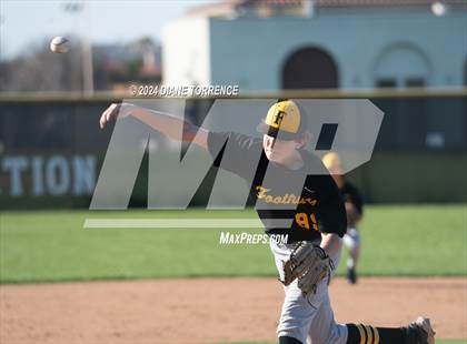 Thumbnail 3 in Foothill @ Tustin photogallery.