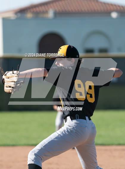 Thumbnail 2 in Foothill @ Tustin photogallery.