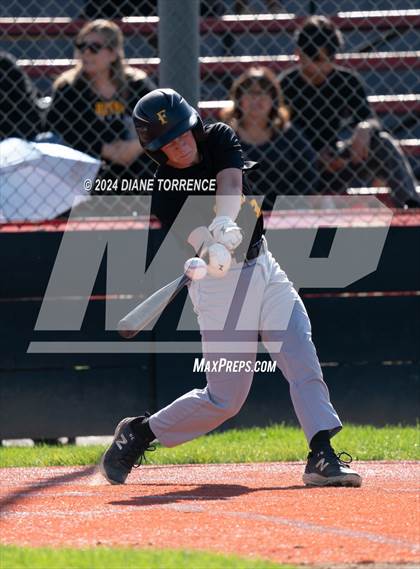 Thumbnail 2 in Foothill @ Tustin photogallery.