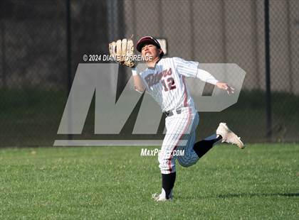 Thumbnail 3 in Foothill @ Tustin photogallery.