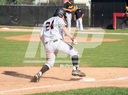 Thumbnail 1 in Foothill @ Tustin photogallery.
