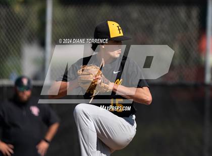 Thumbnail 3 in Foothill @ Tustin photogallery.
