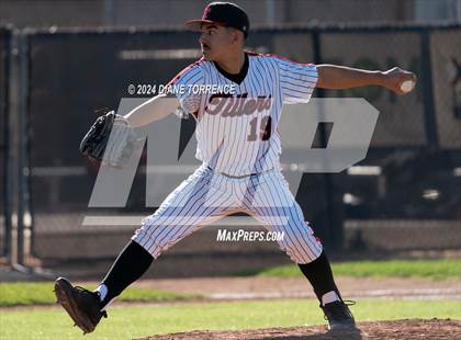 Thumbnail 2 in Foothill @ Tustin photogallery.