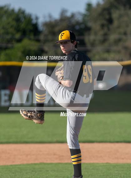 Thumbnail 2 in Foothill @ Tustin photogallery.