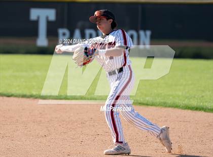 Thumbnail 1 in Foothill @ Tustin photogallery.